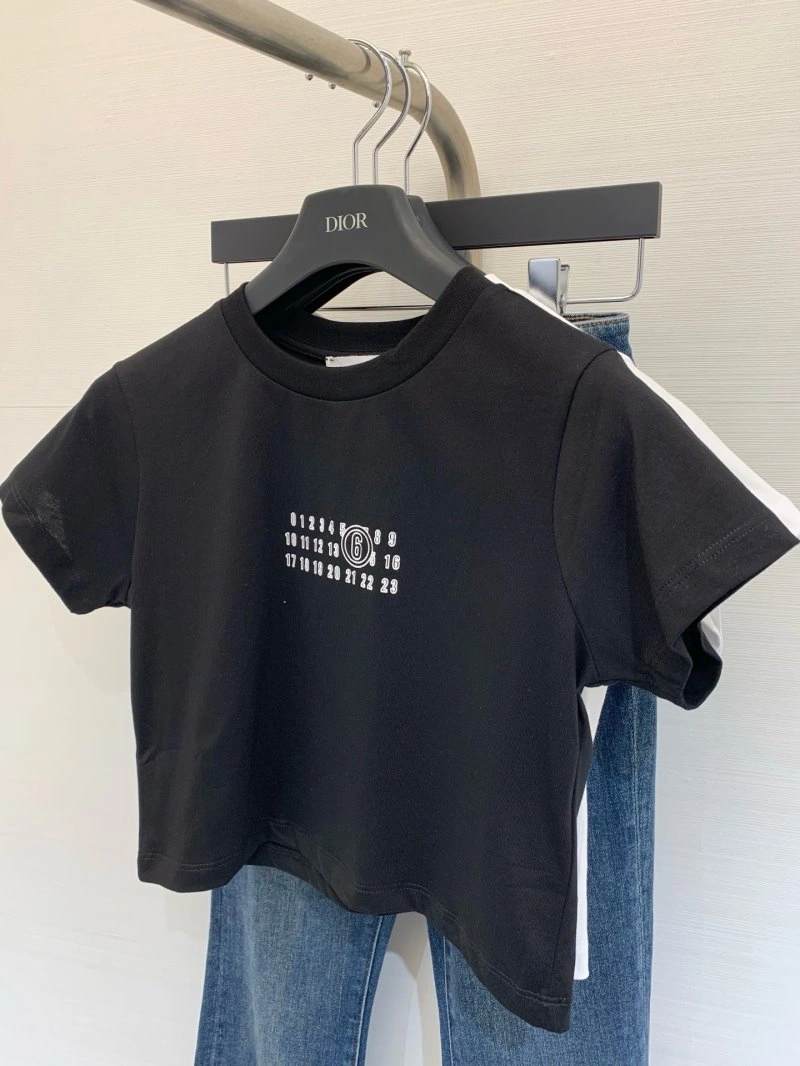 TravelReady Unclassified Brand T-Shirts 147328