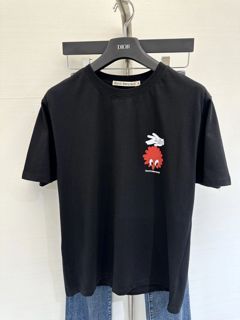 Upgraded Unclassified Brand T-Shirts 147304