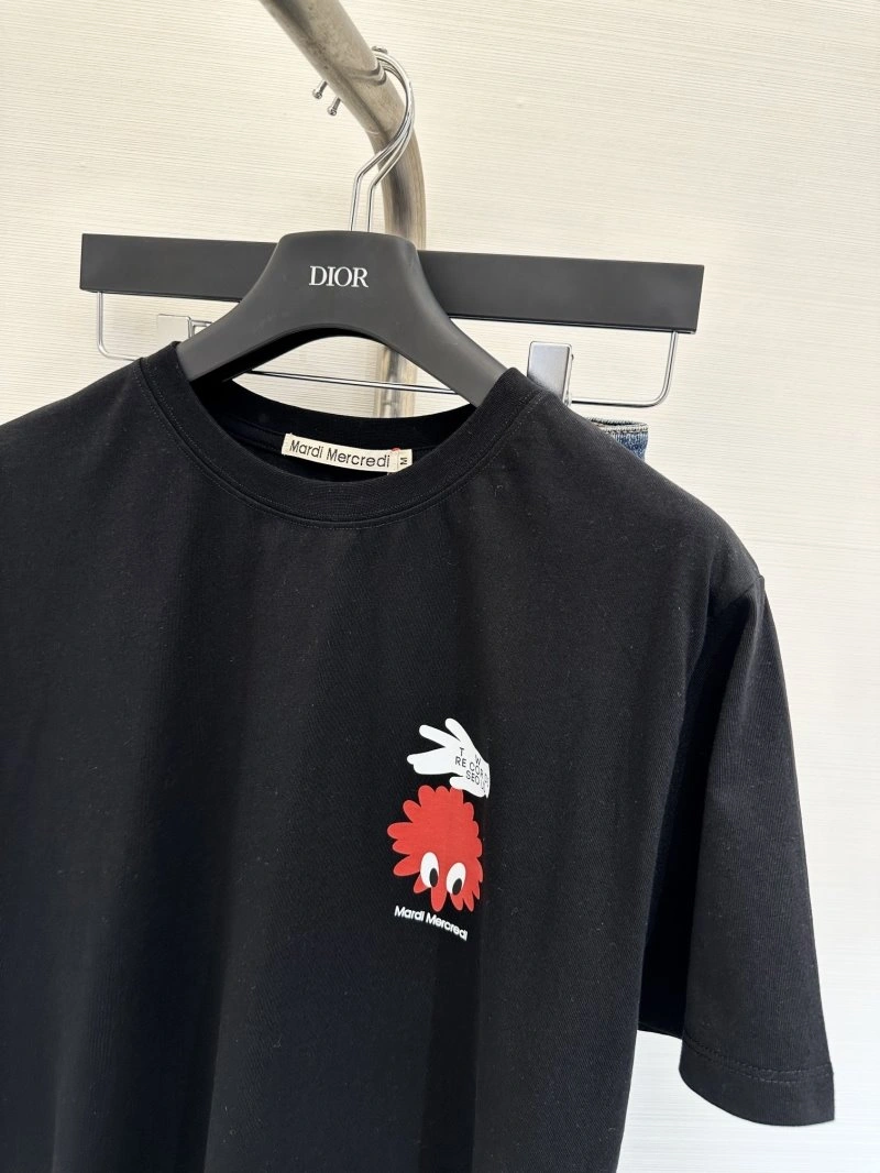 Upgraded Unclassified Brand T-Shirts 147304