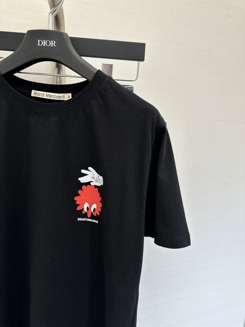 Upgraded Unclassified Brand T-Shirts 147304