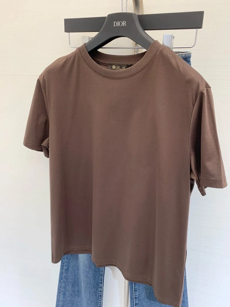 AllSeason Unclassified Brand T-Shirts 147293