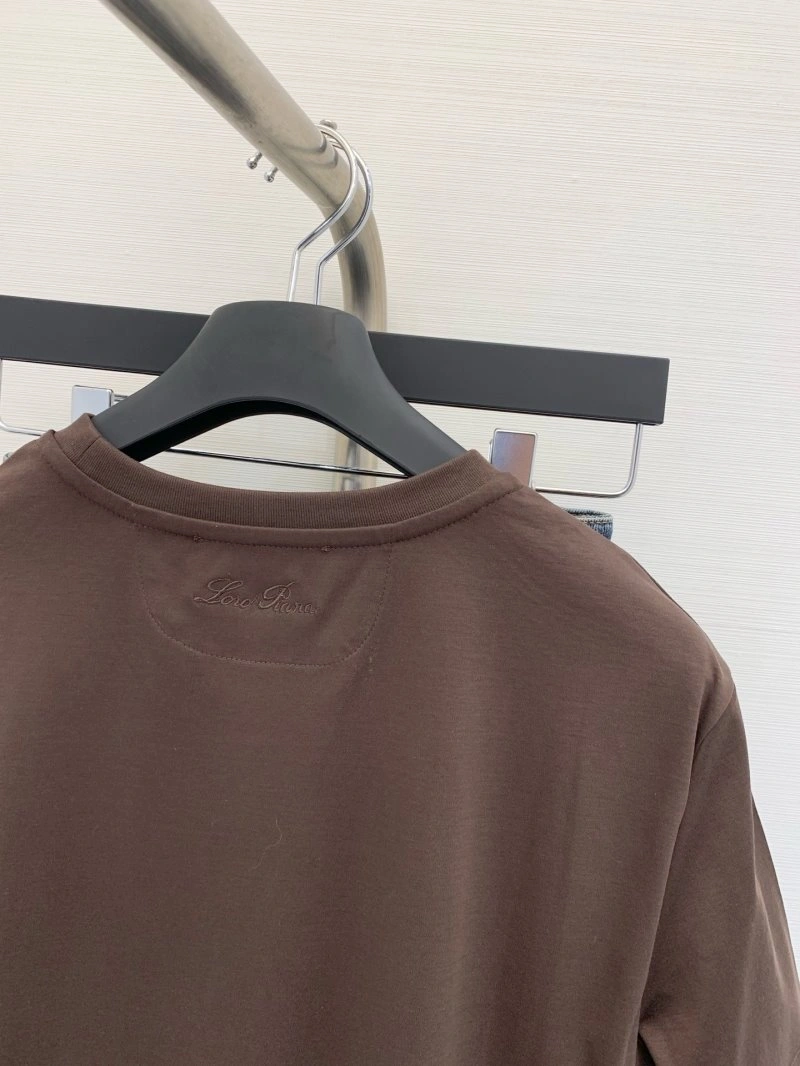 AllSeason Unclassified Brand T-Shirts 147293