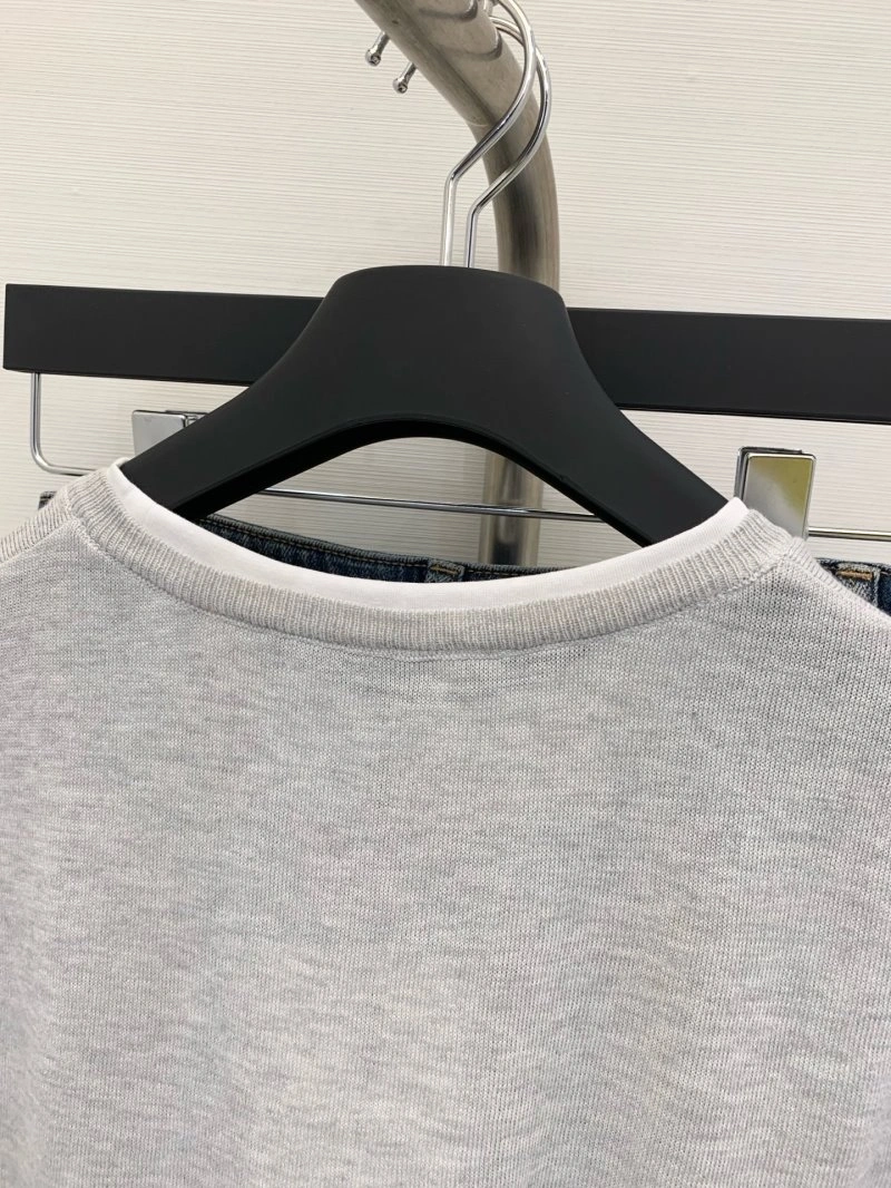 ZipUp Unclassified Brand T-Shirts 147283