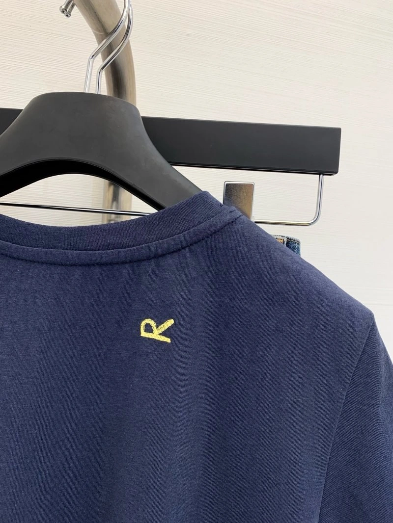 Stretchable Unclassified Brand T-Shirts 147289