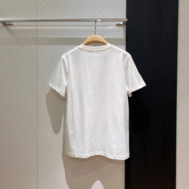 Bold Unclassified Brand T-Shirts 147271