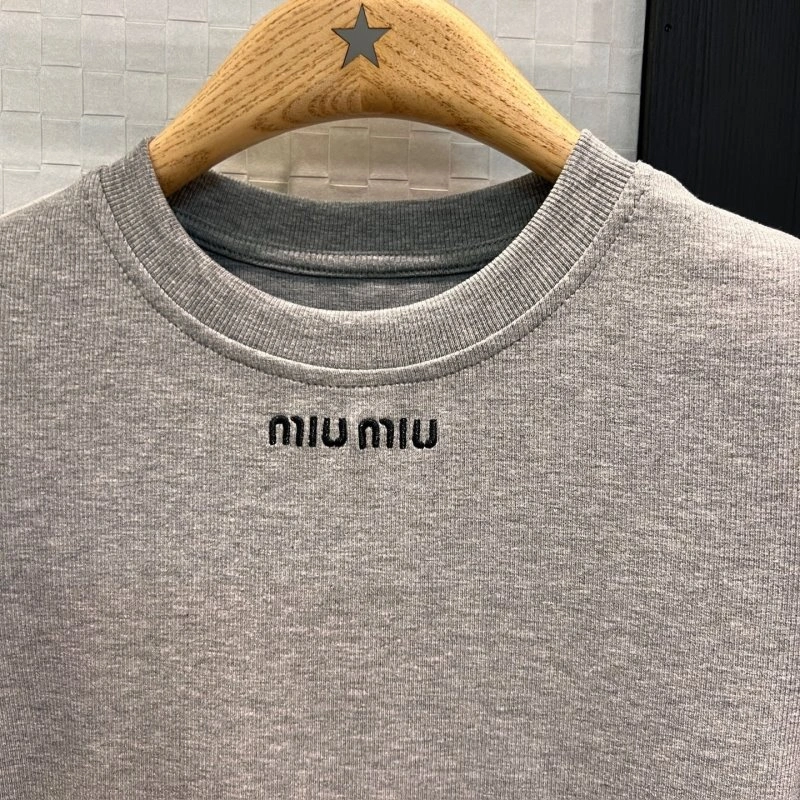 ZeroBulk Unclassified Brand T-Shirts 147280