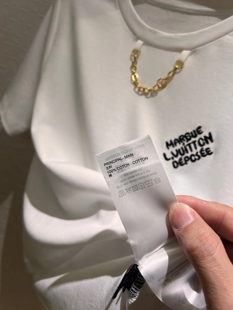 OdorResistant Unclassified Brand T-Shirts 147269