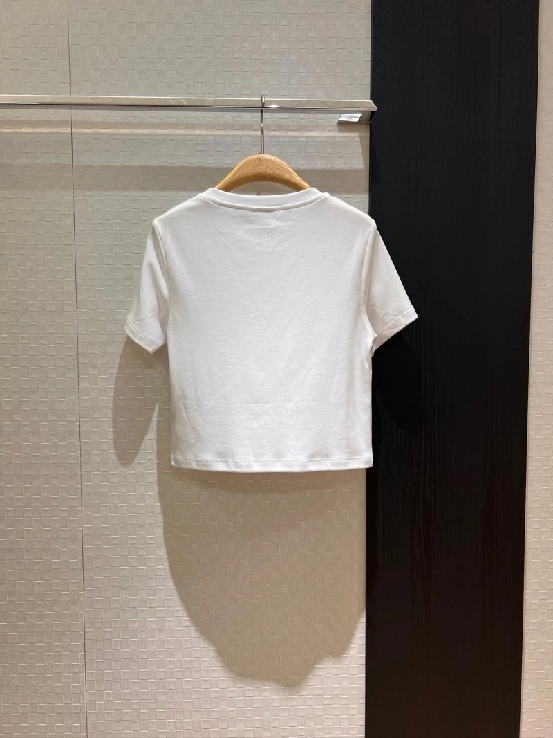 OdorResistant Unclassified Brand T-Shirts 147269