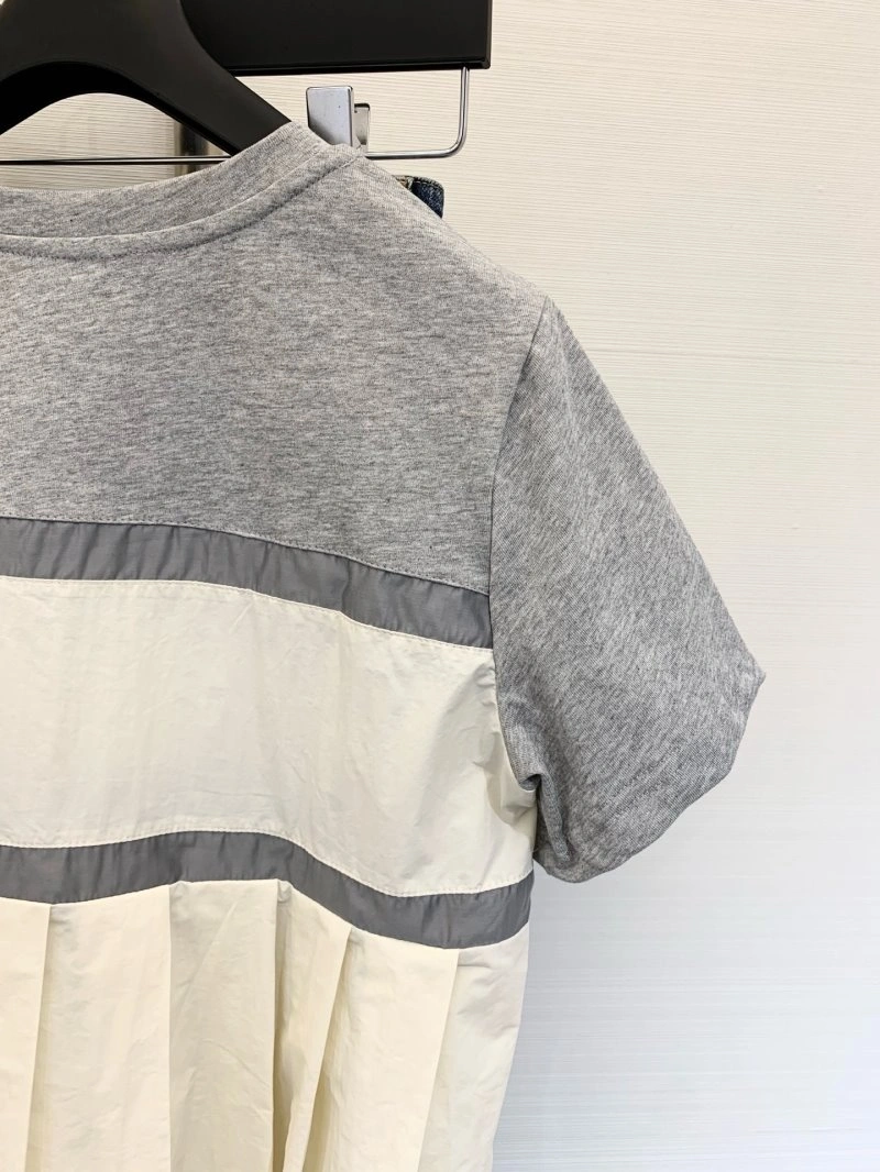 Versatile Unclassified Brand T-Shirts 147273