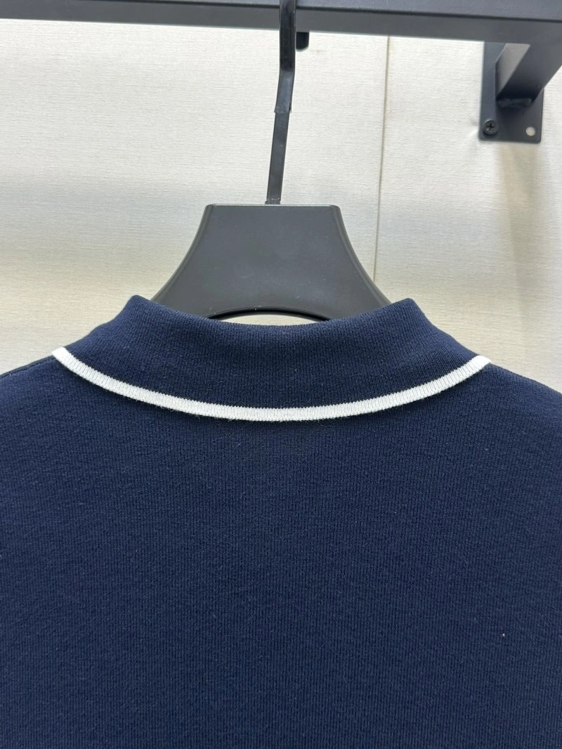 Durable Unclassified Brand T-Shirts 147258