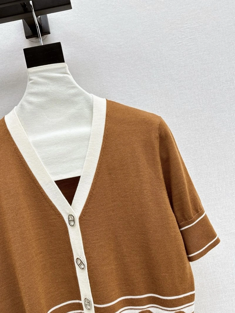 AllSeason Unclassified Brand T-Shirts 147225