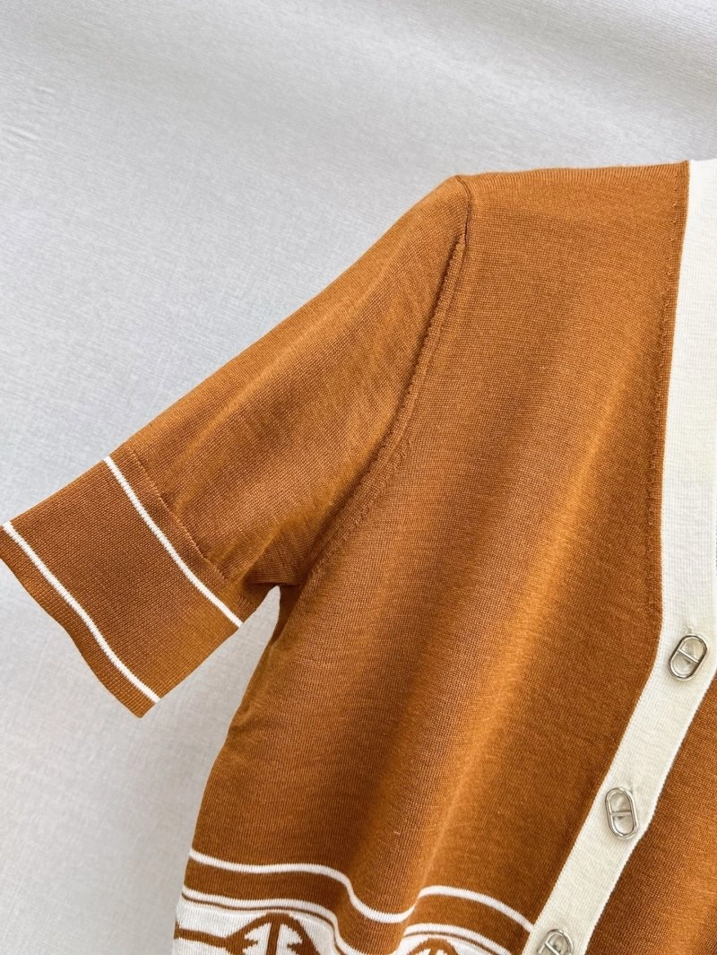 AllSeason Unclassified Brand T-Shirts 147225
