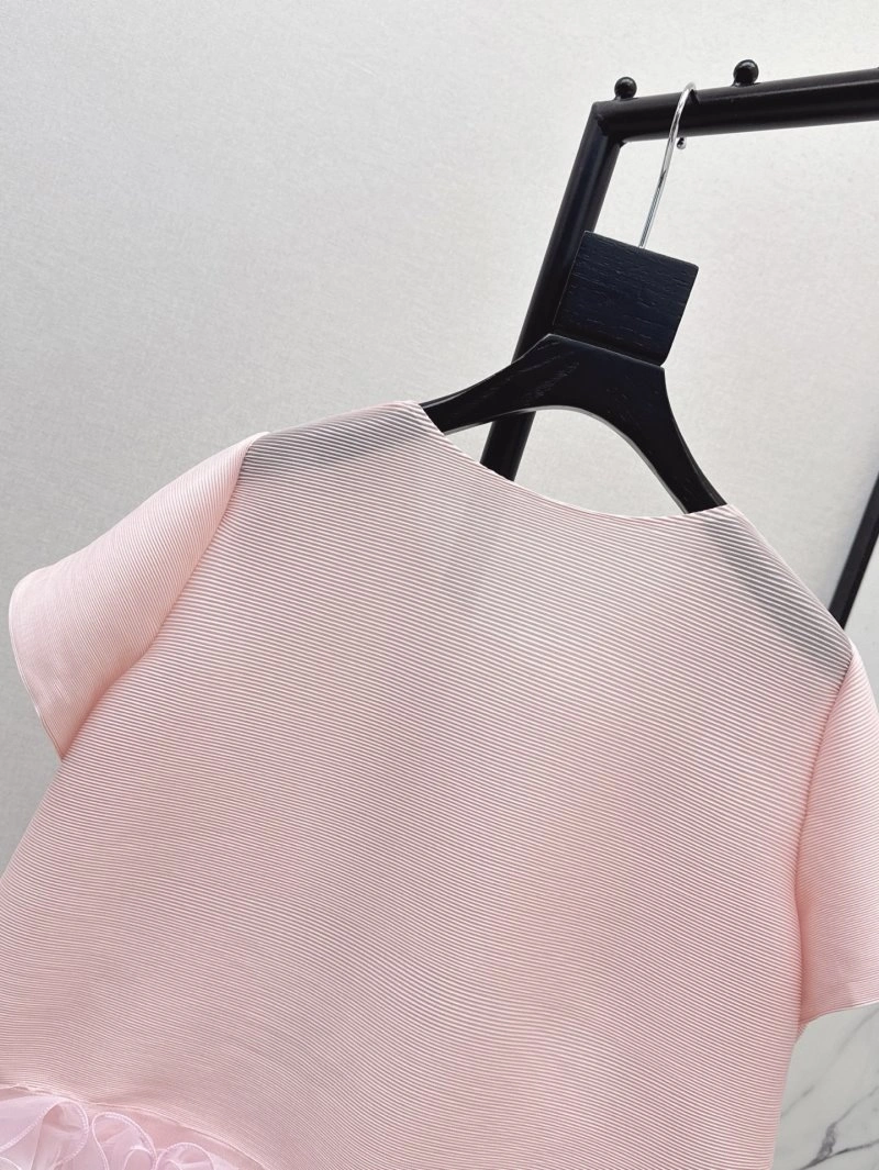 Durable Unclassified Brand T-Shirts 147166