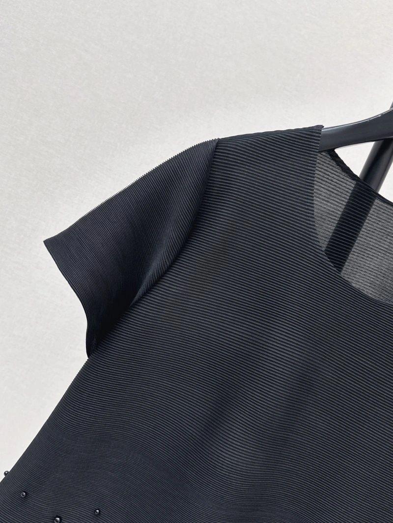 Durable Unclassified Brand T-Shirts 147163