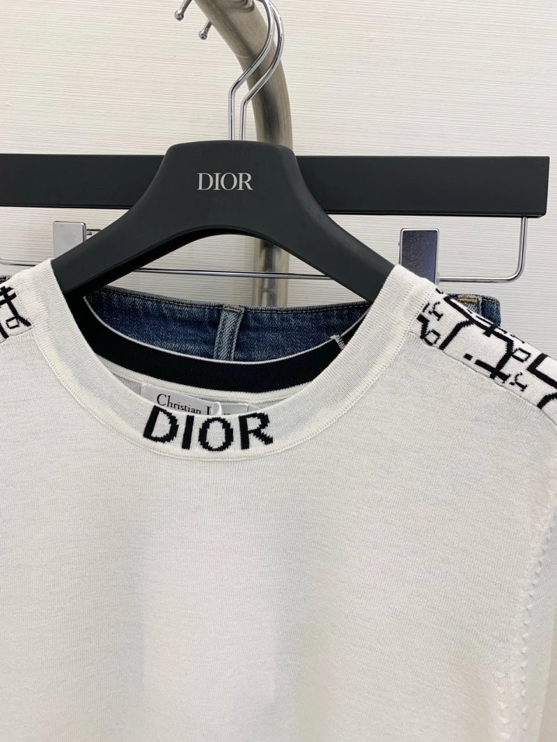 Comfortable Unclassified Brand T-Shirts 147162