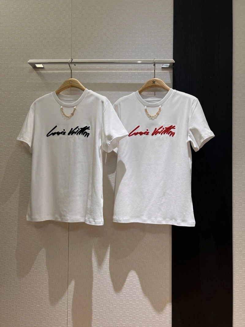 Vibrant Unclassified Brand T-Shirts 147144