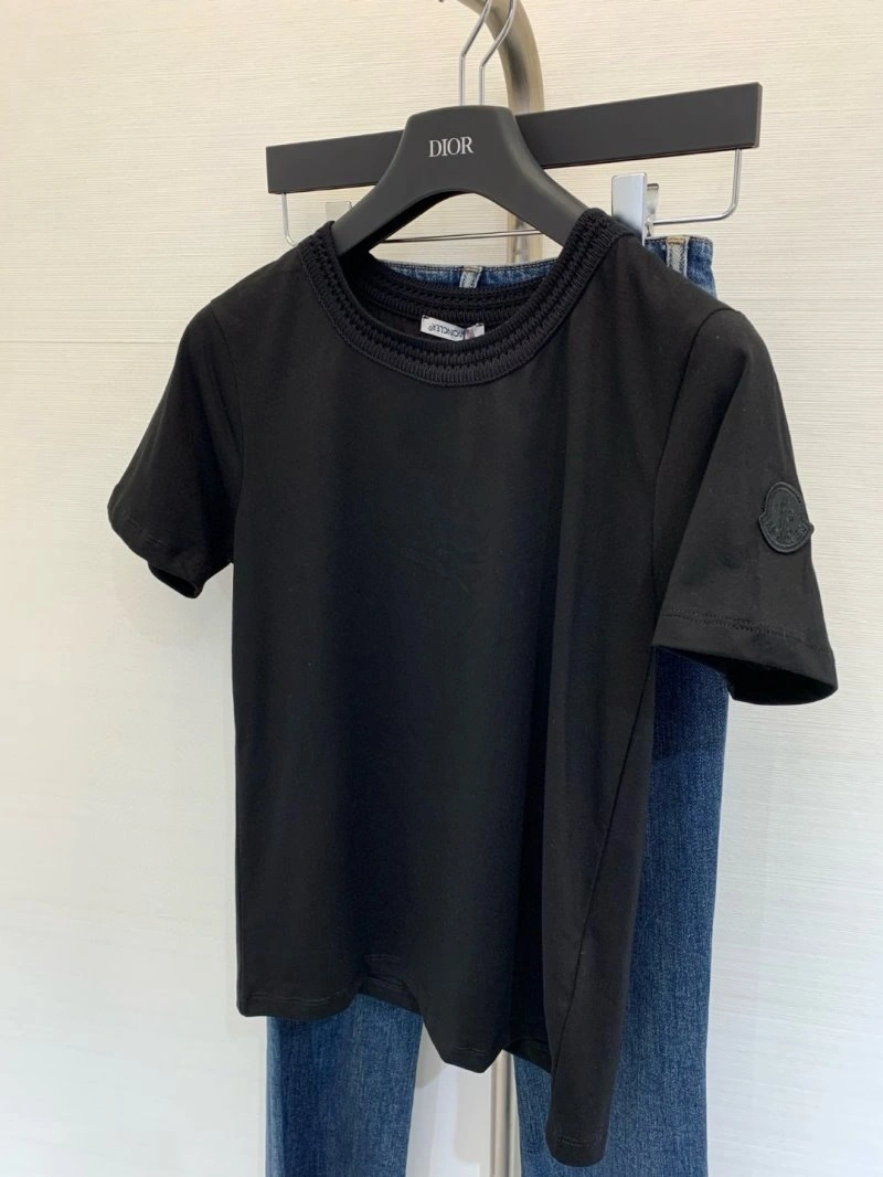 SoftTouch Unclassified Brand T-Shirts 147132