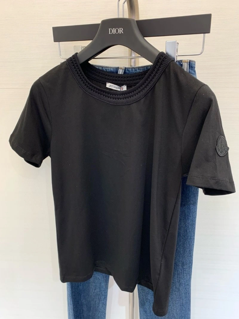 SoftTouch Unclassified Brand T-Shirts 147132