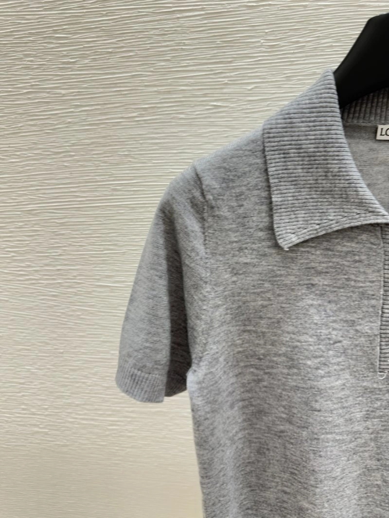 ModernLook Unclassified Brand T-Shirts 147107
