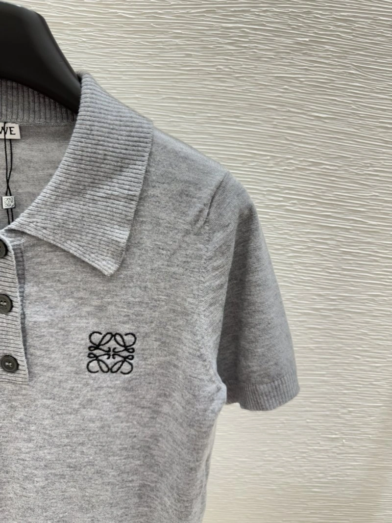 ModernLook Unclassified Brand T-Shirts 147107