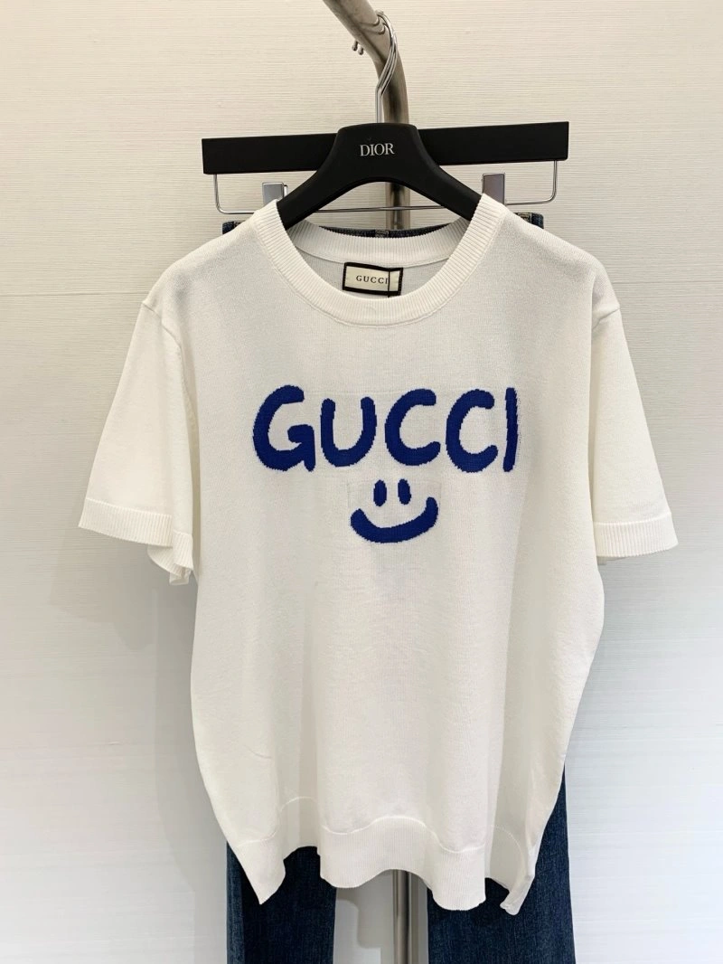 OdorResistant Unclassified Brand T-Shirts 147100