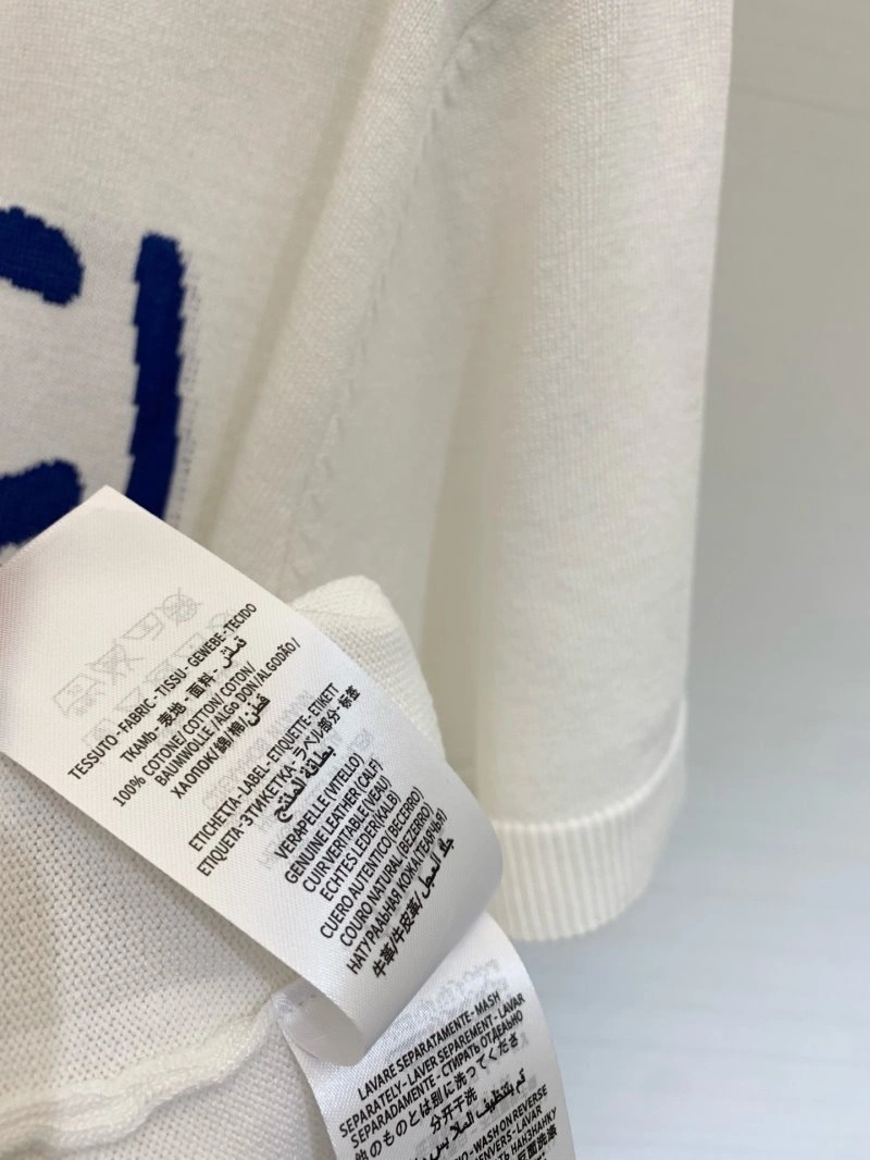 OdorResistant Unclassified Brand T-Shirts 147100