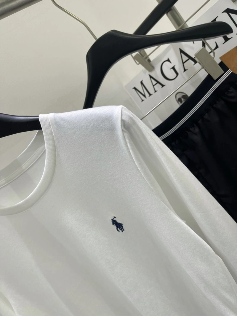 ZipUp Unclassified Brand T-Shirts 147089