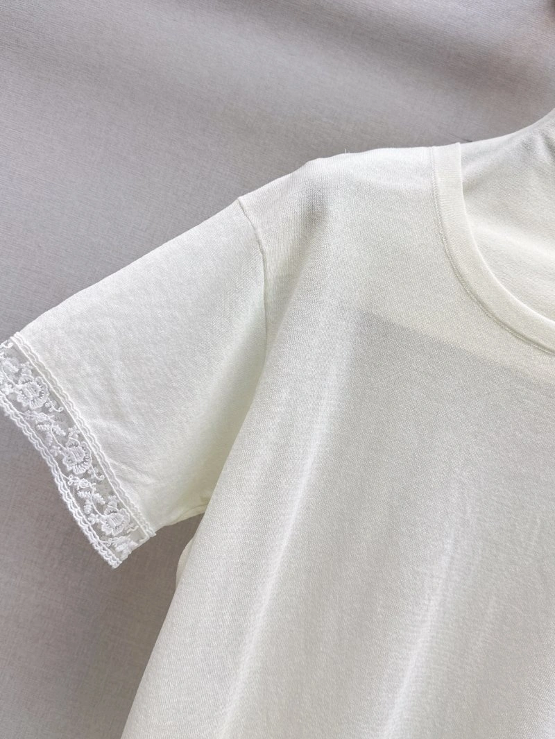 FashionForward Unclassified Brand T-Shirts 147092