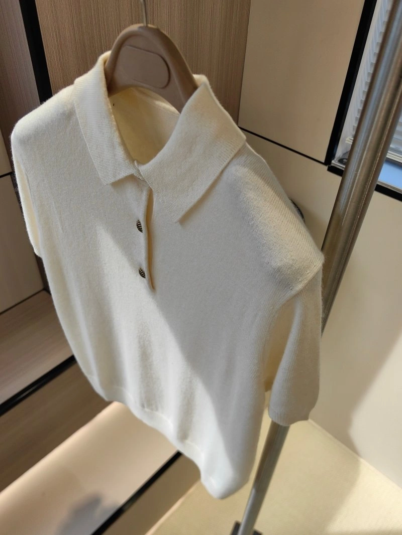 Classic Unclassified Brand T-Shirts 147069