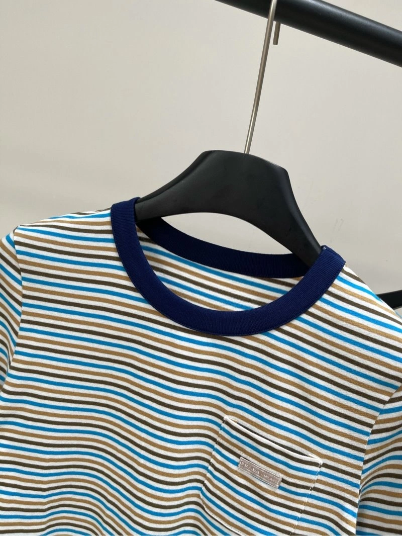WeatherProof Unclassified Brand T-Shirts 147062