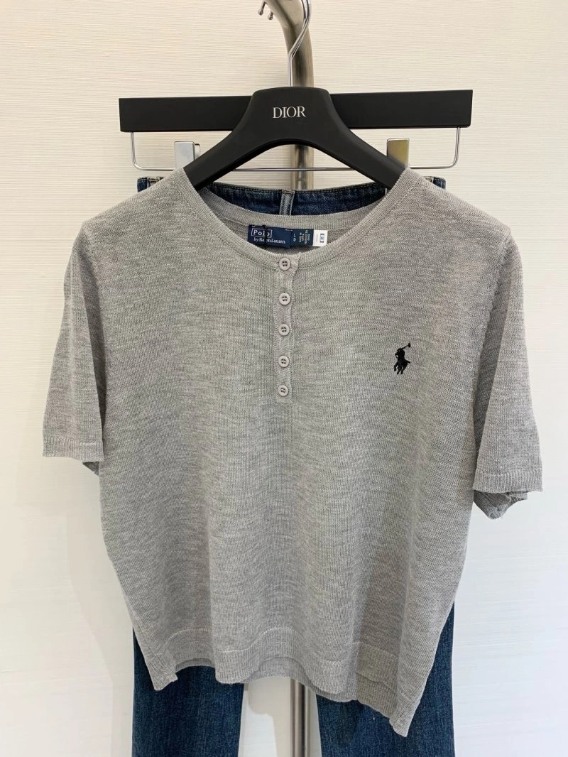 Unique Unclassified Brand T-Shirts 147050