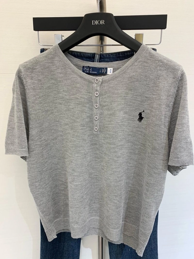 Unique Unclassified Brand T-Shirts 147050