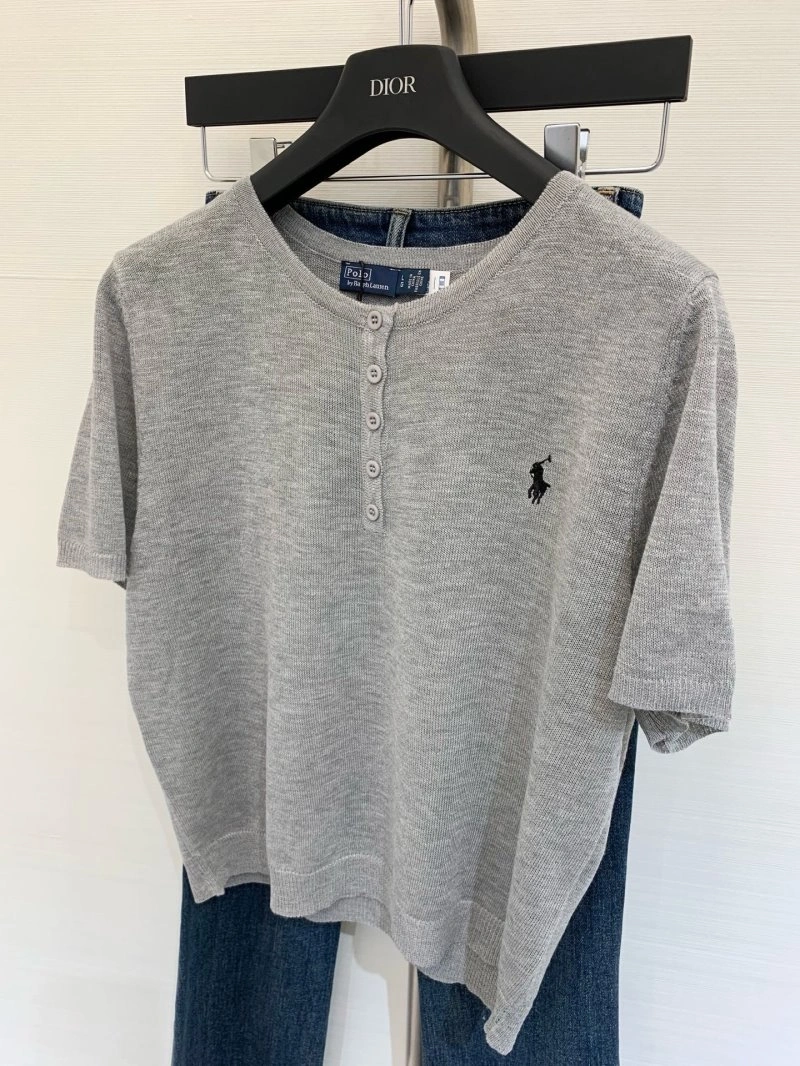 Unique Unclassified Brand T-Shirts 147050