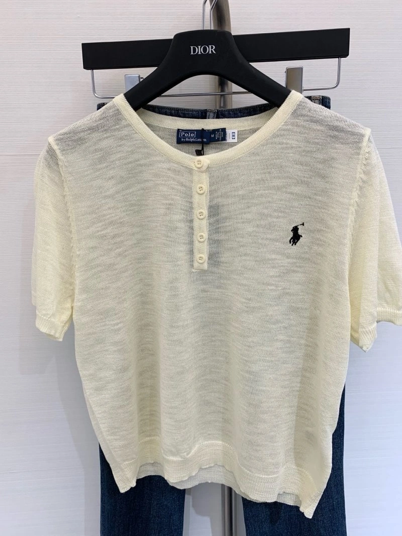Effortless Unclassified Brand T-Shirts 147046