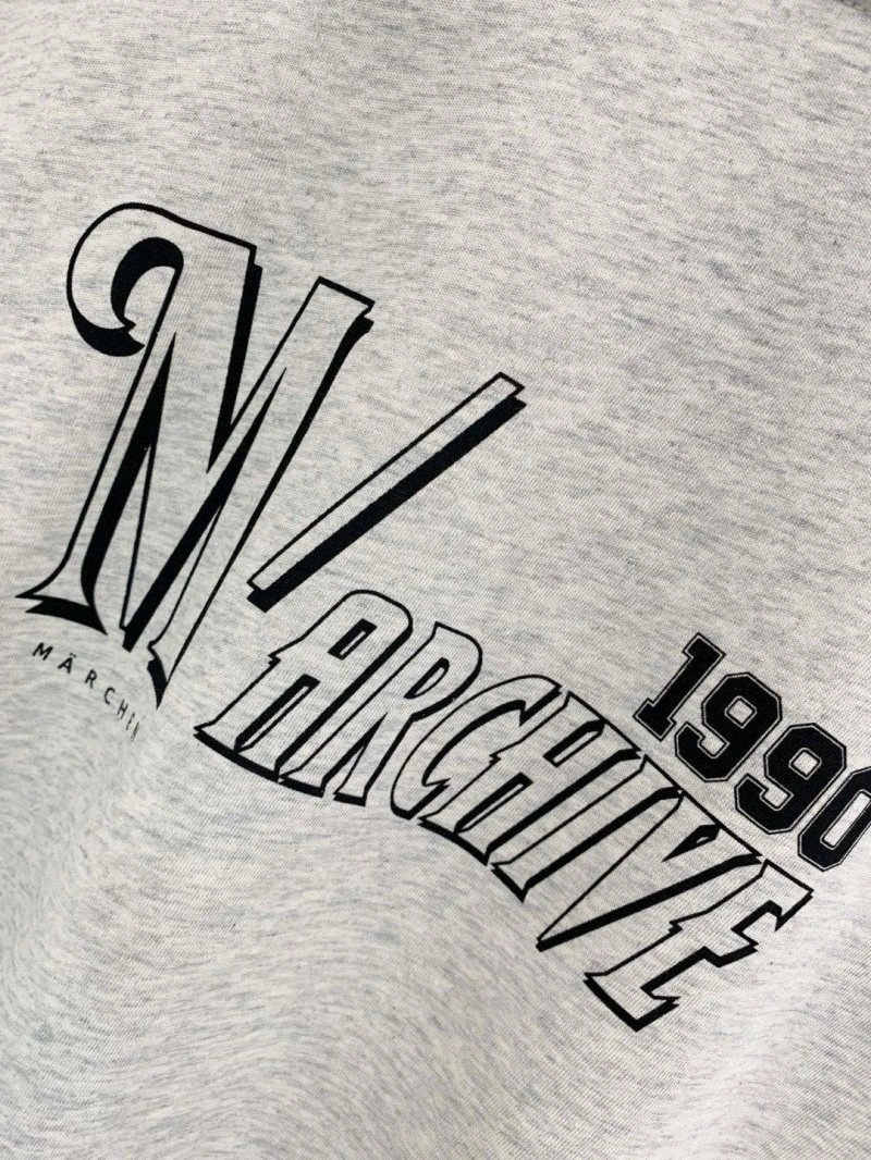 Functional Unclassified Brand T-Shirts 147040