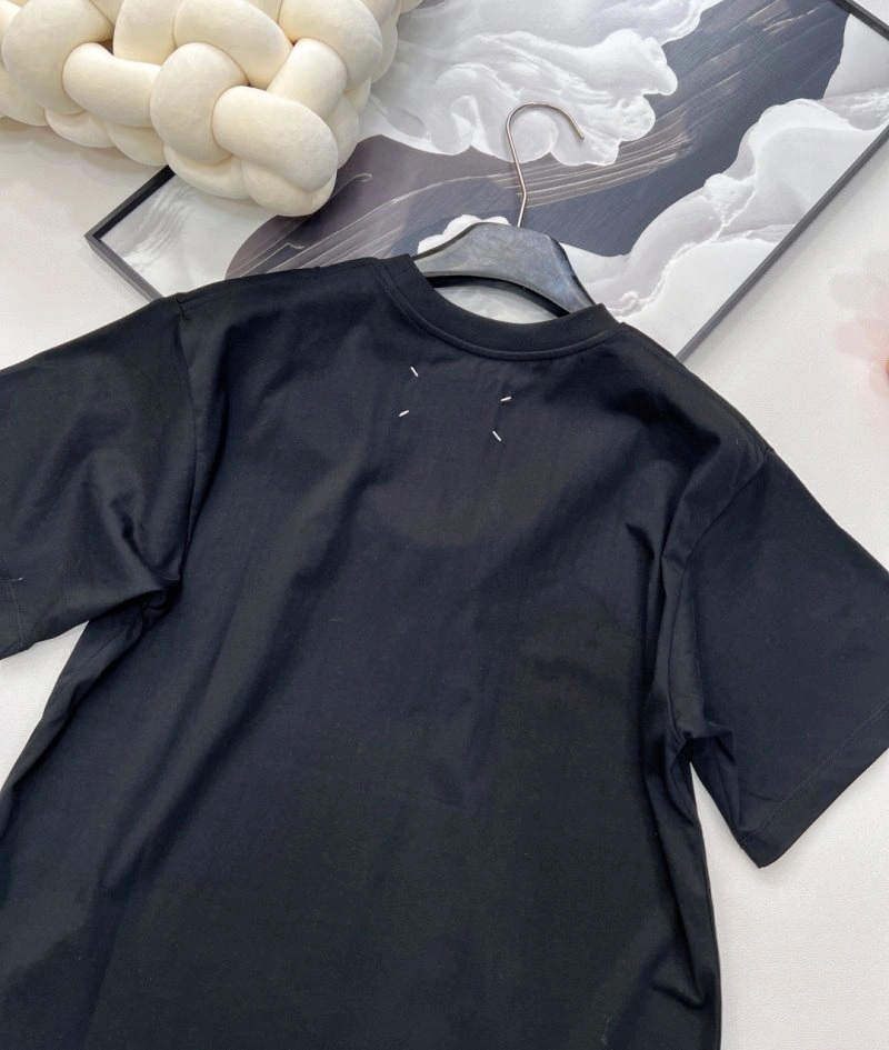 Sleek Unclassified Brand T-Shirts 147028