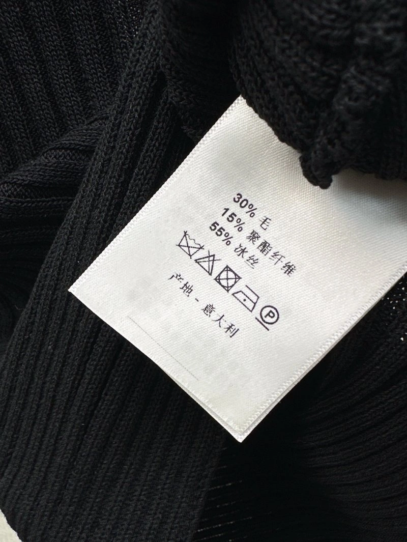 Durable Unclassified Brand T-Shirts 147025