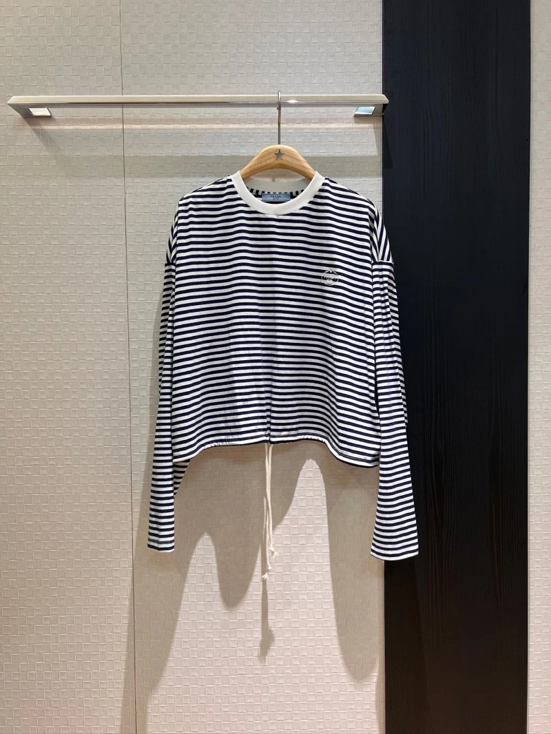 FashionForward Unclassified Brand T-Shirts 147016