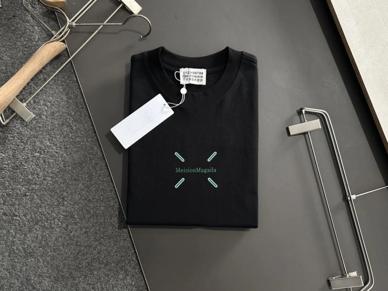 Stylish Unclassified Brand T-Shirts 160016