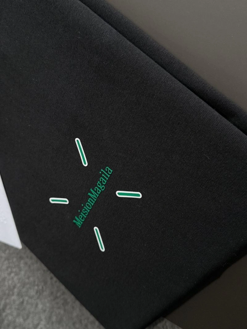 Stylish Unclassified Brand T-Shirts 160016