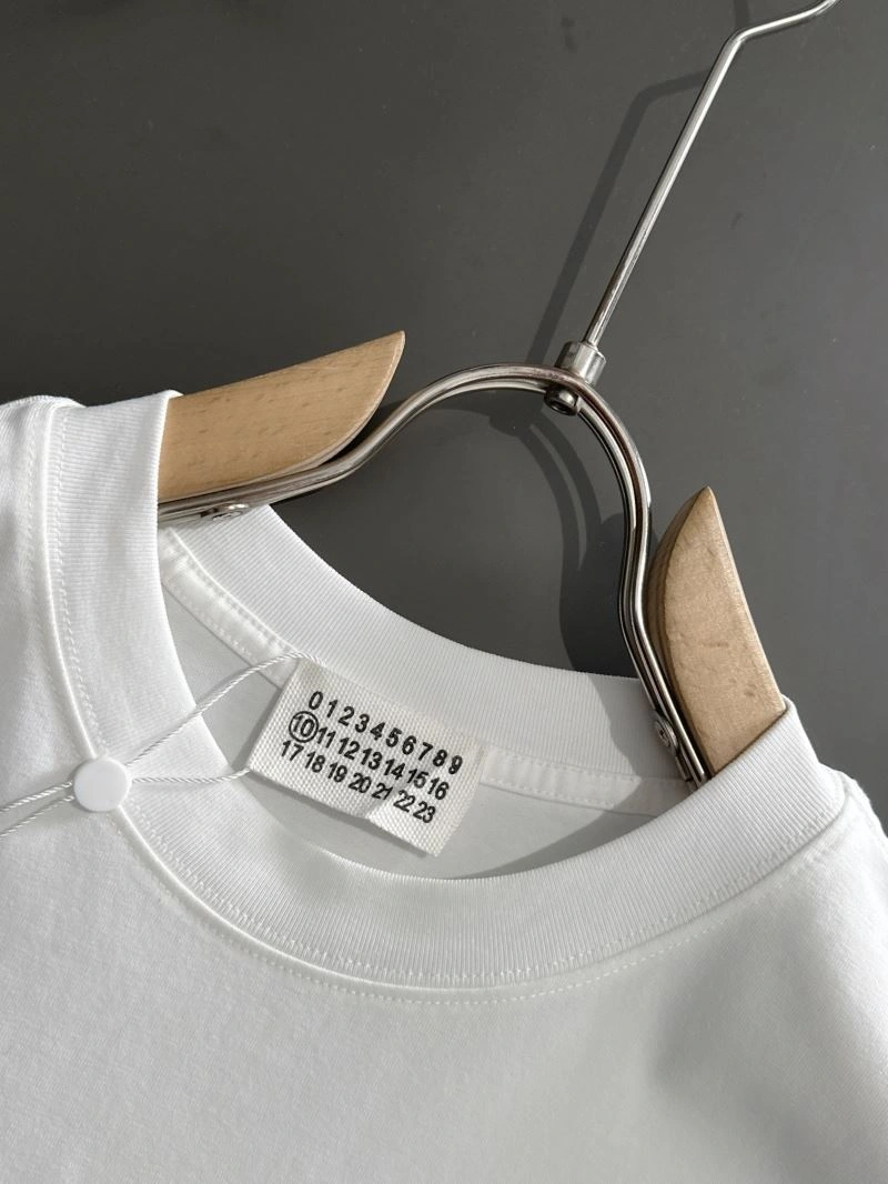 Unclassified Brand T-Shirts Sporty 160013
