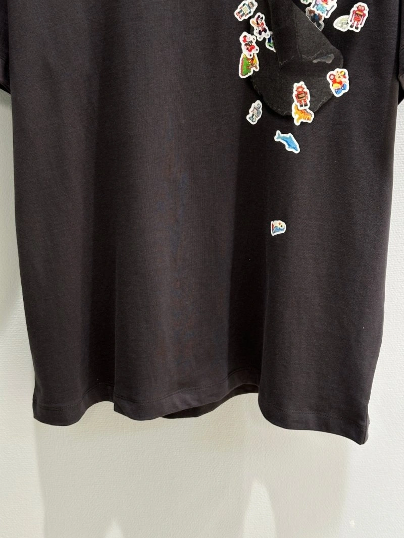 SunProtective Unclassified Brand T-Shirts 153505