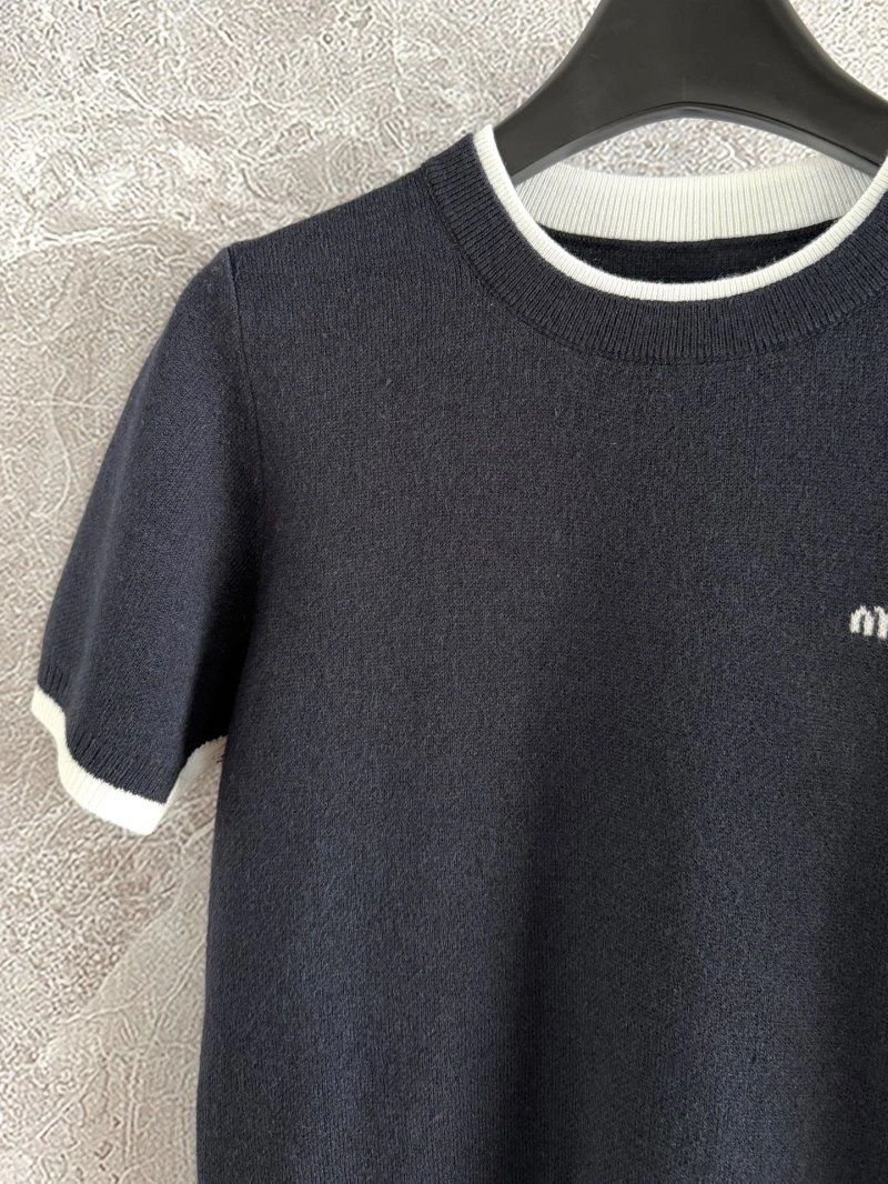 OnTrend Unclassified Brand T-Shirts 153497