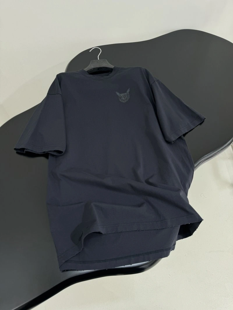 Bright Unclassified Brand T-Shirts 153475