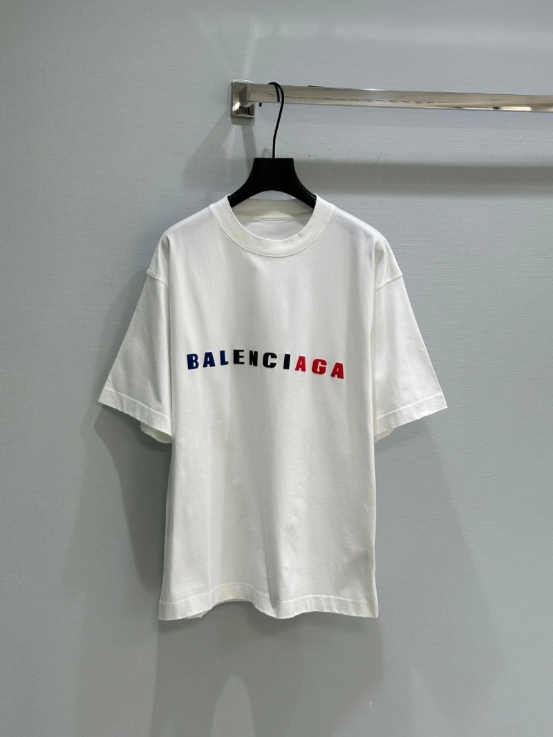 Vibrant Unclassified Brand T-Shirts 153466