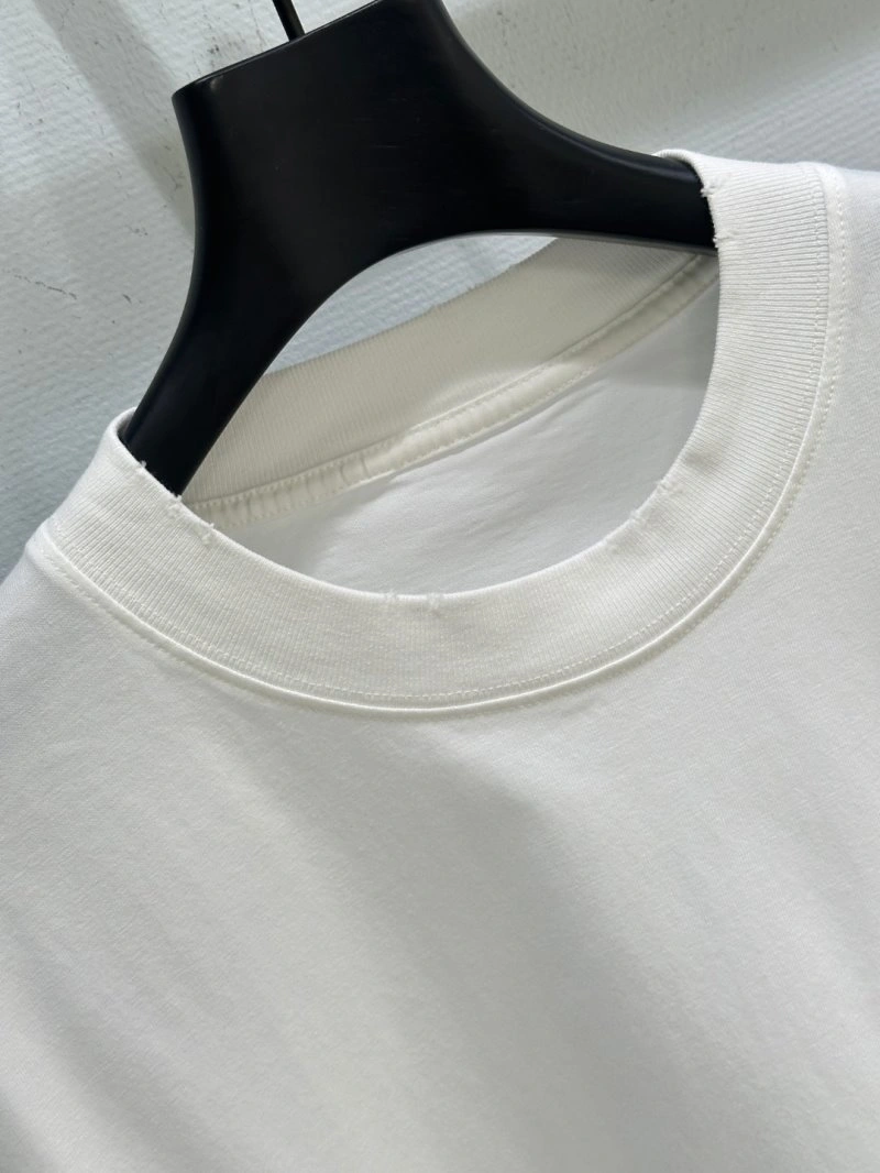 Vibrant Unclassified Brand T-Shirts 153466