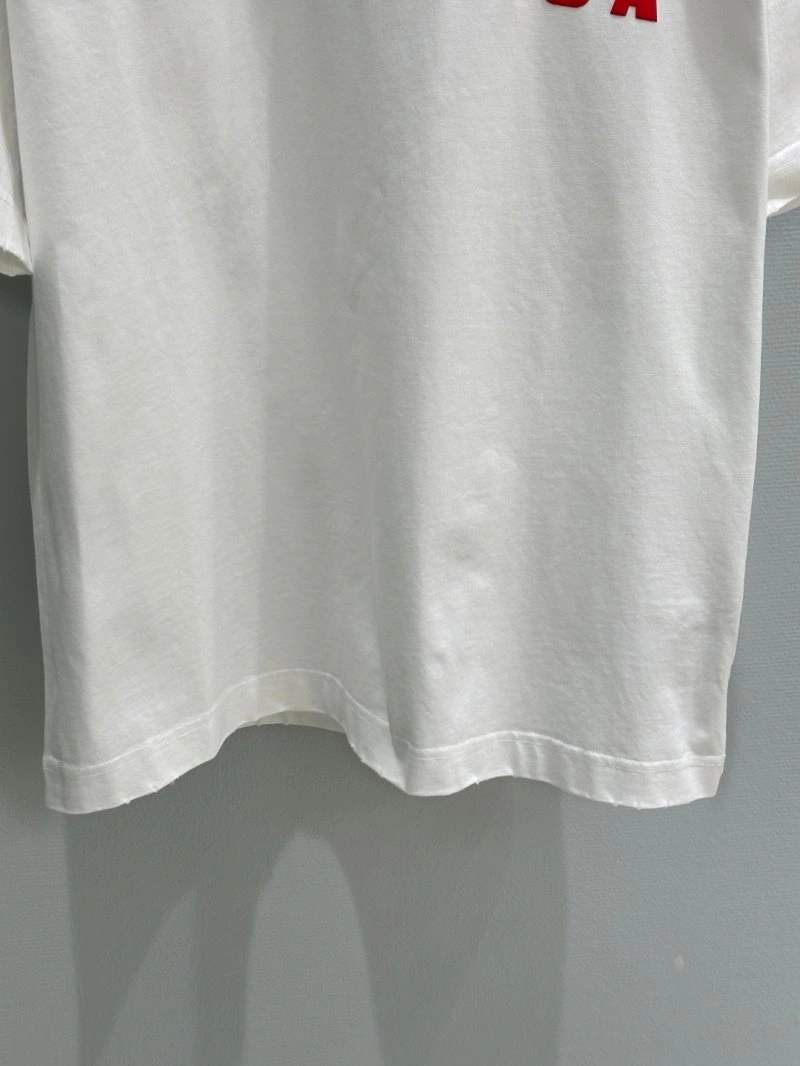Vibrant Unclassified Brand T-Shirts 153466