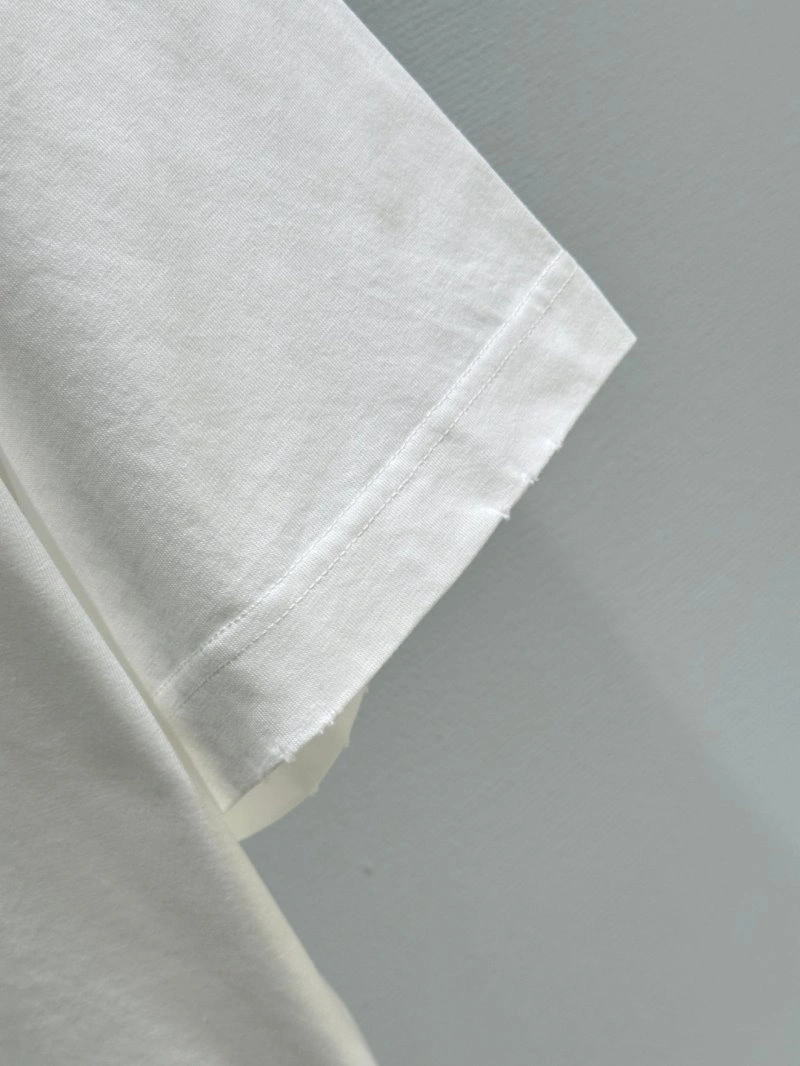 WrinkleFree Unclassified Brand T-Shirts 153464