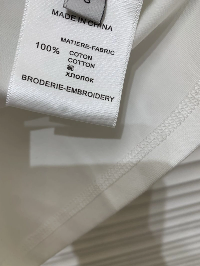 Durable Unclassified Brand T-Shirts 153454