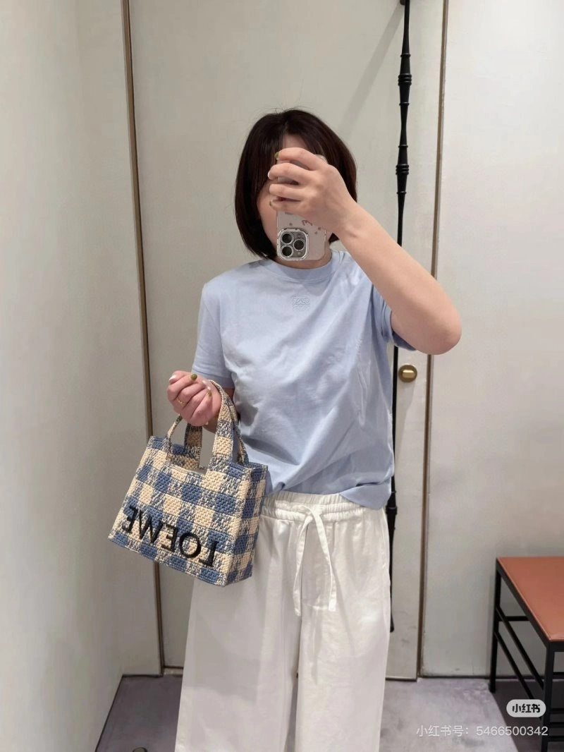 Neat Unclassified Brand T-Shirts 153450